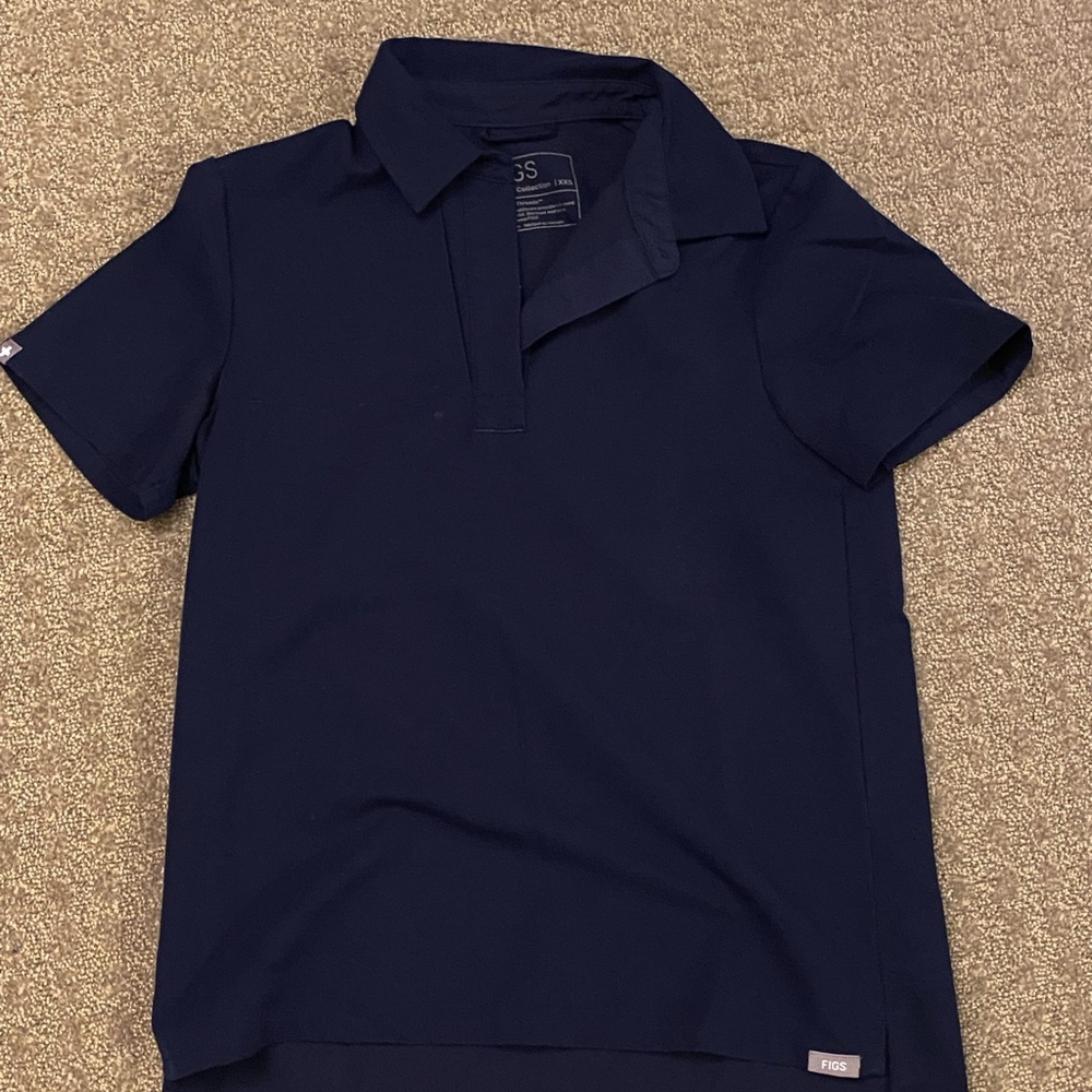 FIGS Nadia Polo Scrub top in Navy